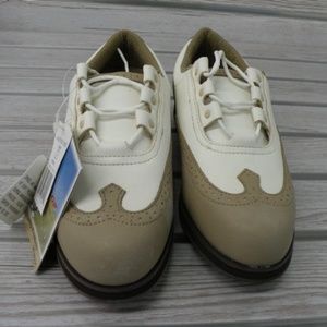 Dunlop Women's White Golf Shoes 7 Size